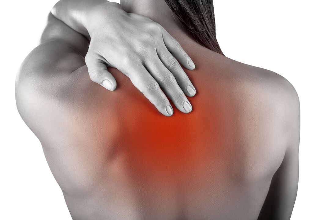 dor nas costas devido à osteocondrose